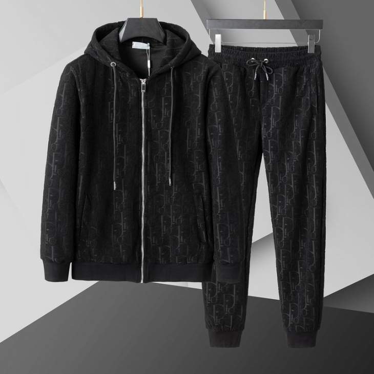 Picture of Dior Sweater Suits _SKUDiorM-3XL3cr8538488